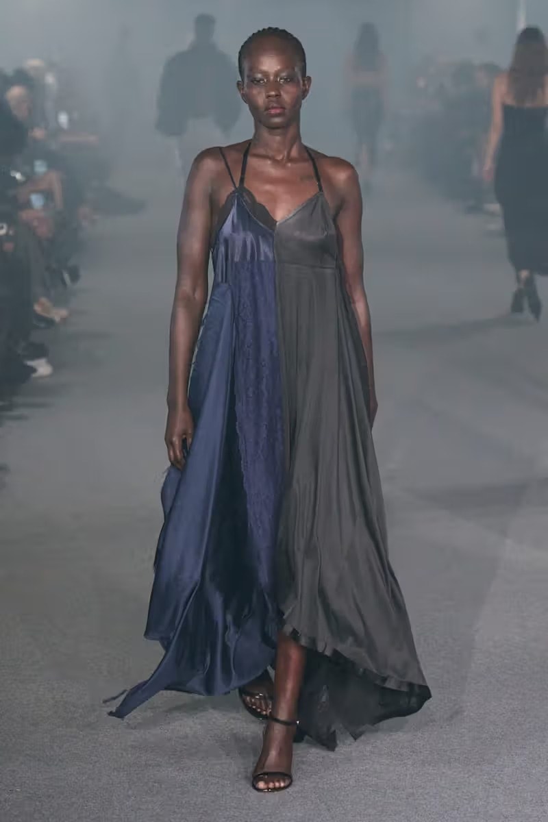 VETEMENTS 發佈 2025 全新春夏系列大秀