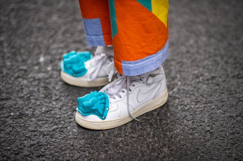 Street Style: 2025 春夏上海时装周街头鞋款趋势