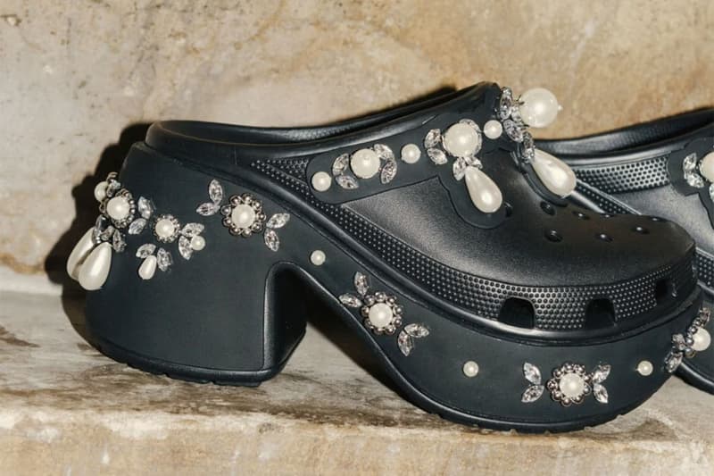 Simone Rocha x Crocs 最新秋冬聯名鞋款登場