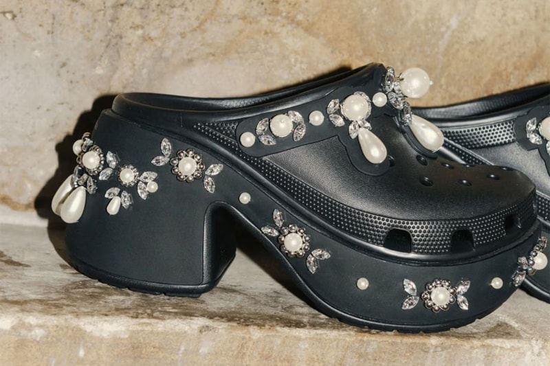 Simone Rocha x Crocs 最新秋冬聯名鞋款登場