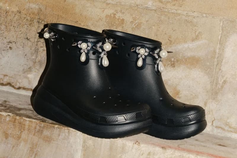 Simone Rocha x Crocs 最新秋冬聯名鞋款登場