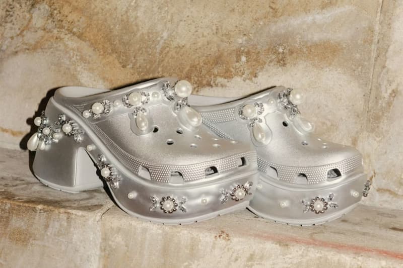 Simone Rocha x Crocs 最新秋冬聯名鞋款登場