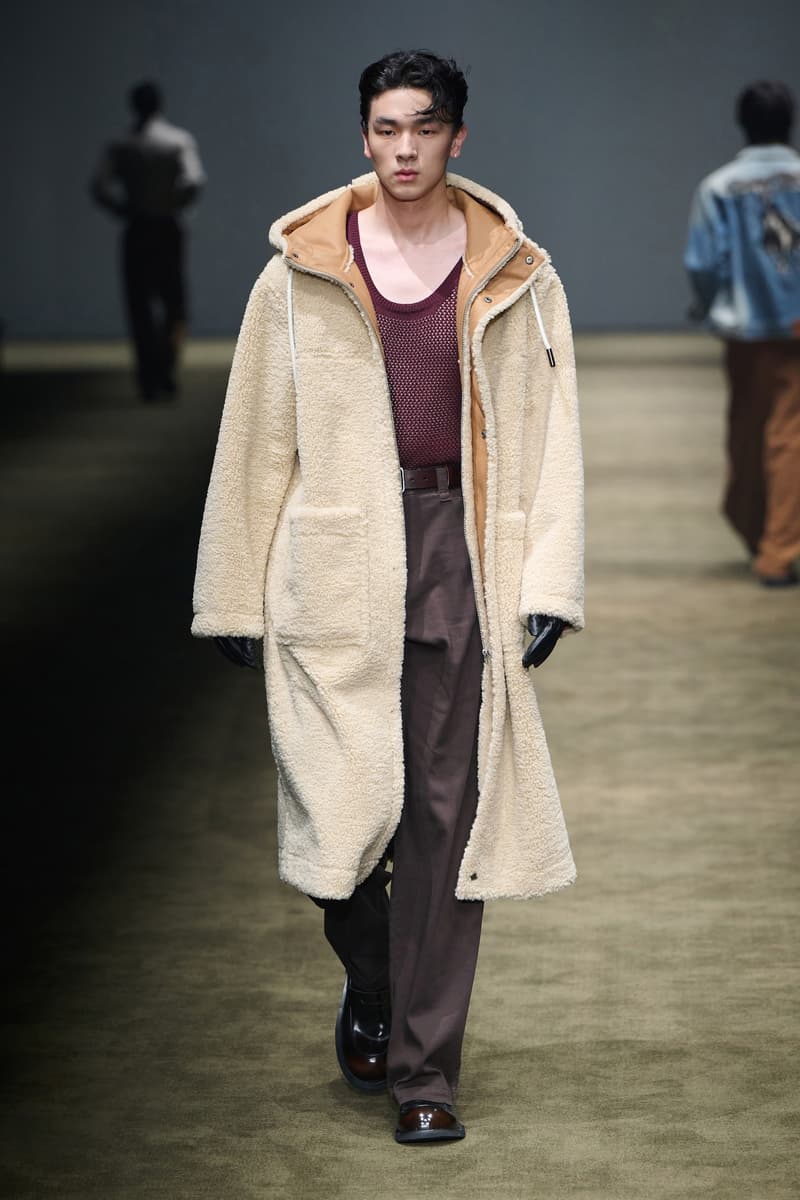 JACK & JONES 于上海举办 2024「生而炽热」时装秀