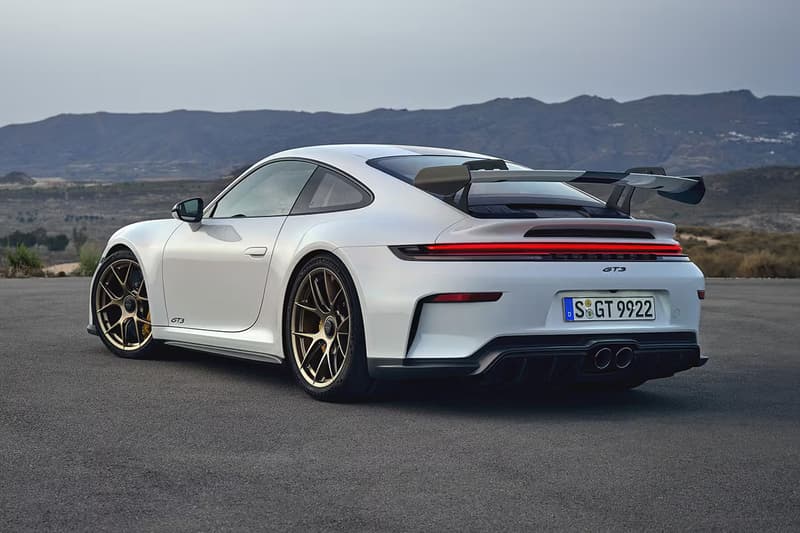 Porsche 發表全新 911 GT3 和 GT3 Touring 車型