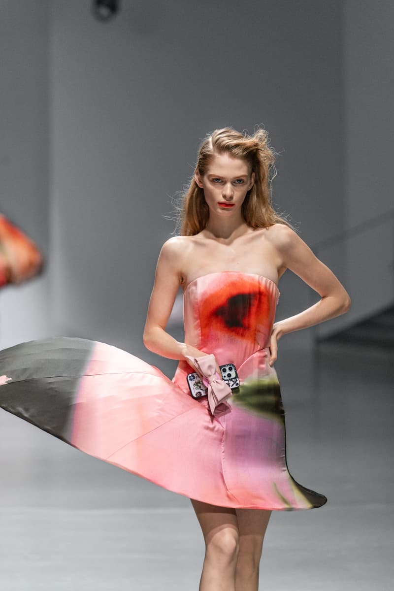 CASETiFY 携手 Caroline Hu 推出联名合作系列