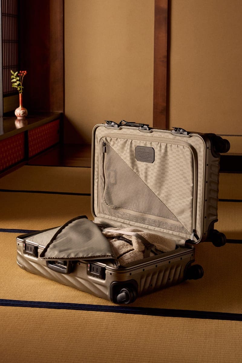 Kith 携手 TUMI 发布高端旅行箱包系列