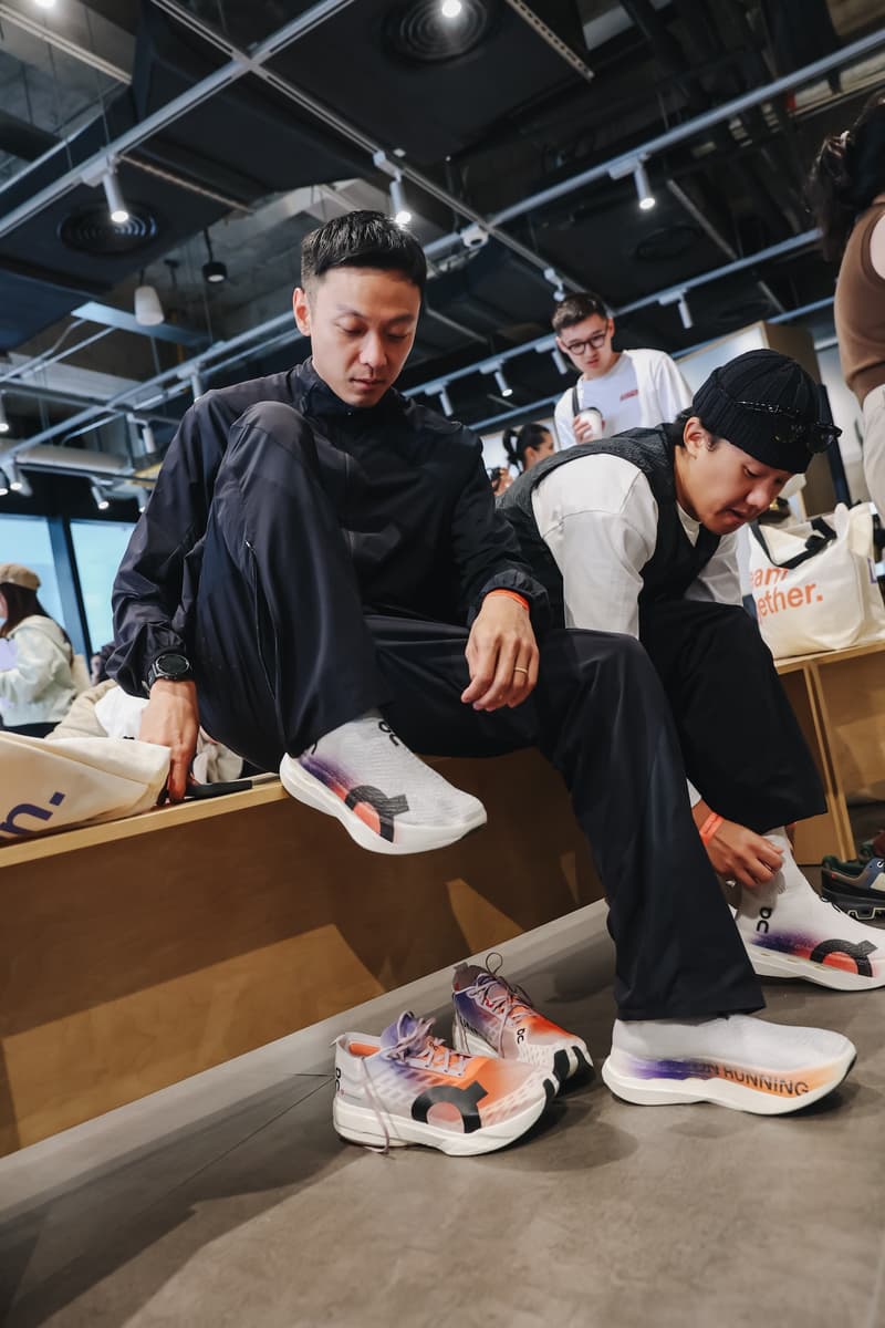 On 于上海西岸开设全国首家跑者基地 