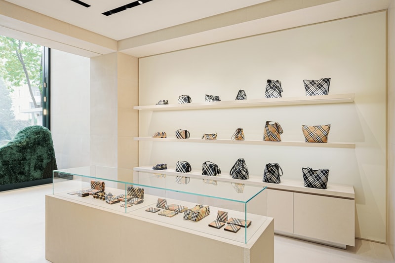 走进 Burberry 北京三里屯旗舰店 