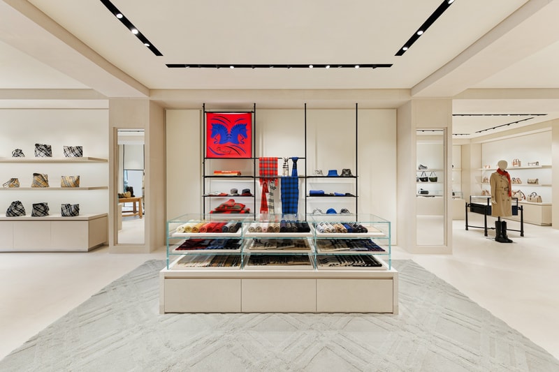 走进 Burberry 北京三里屯旗舰店 