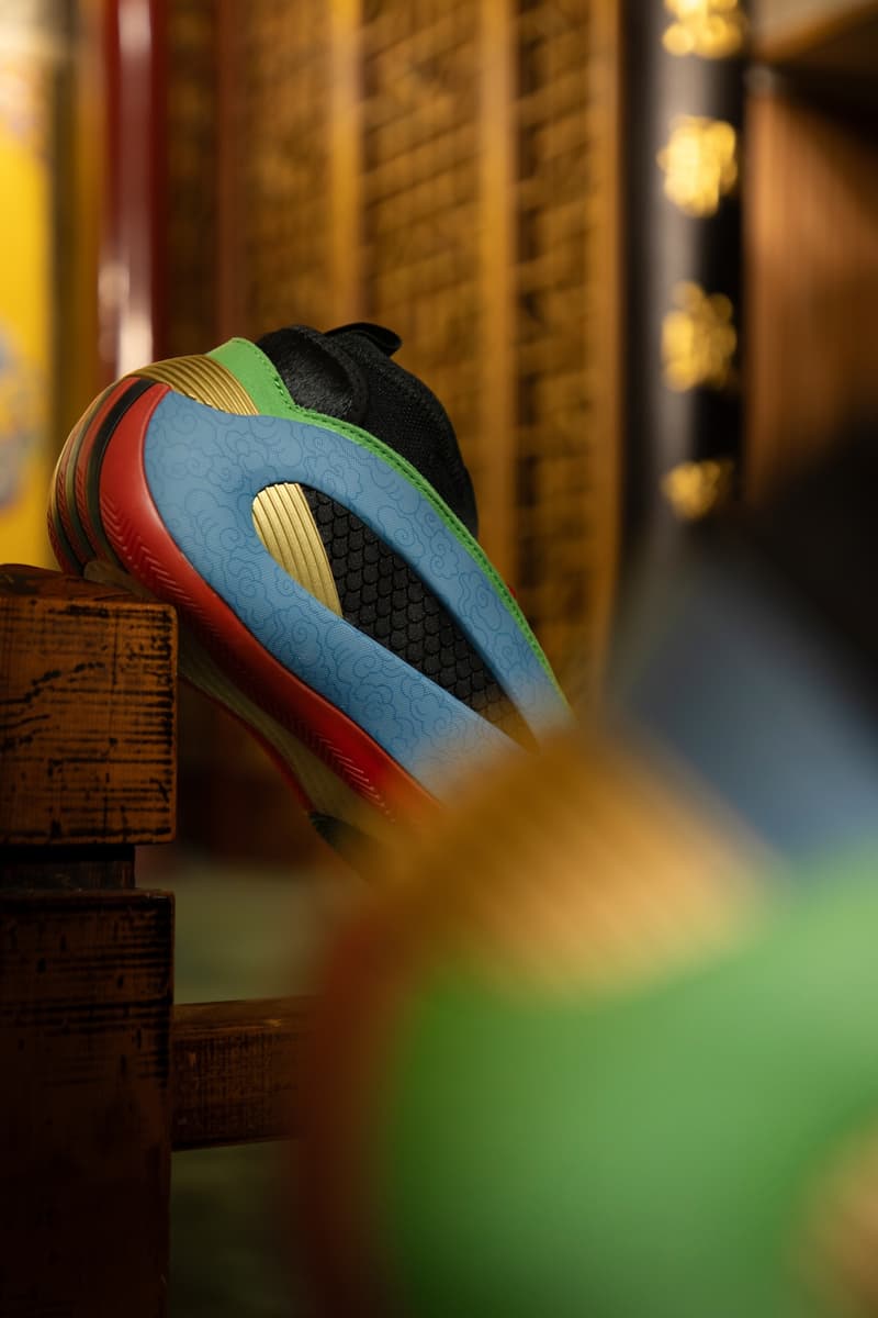 近赏 adidas HARDEN VOLUME 8「The Military God of Wealth」