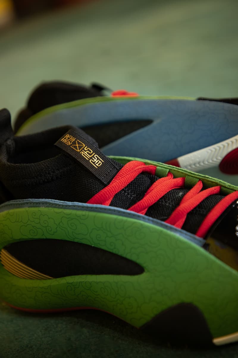 近赏 adidas HARDEN VOLUME 8「The Military God of Wealth」