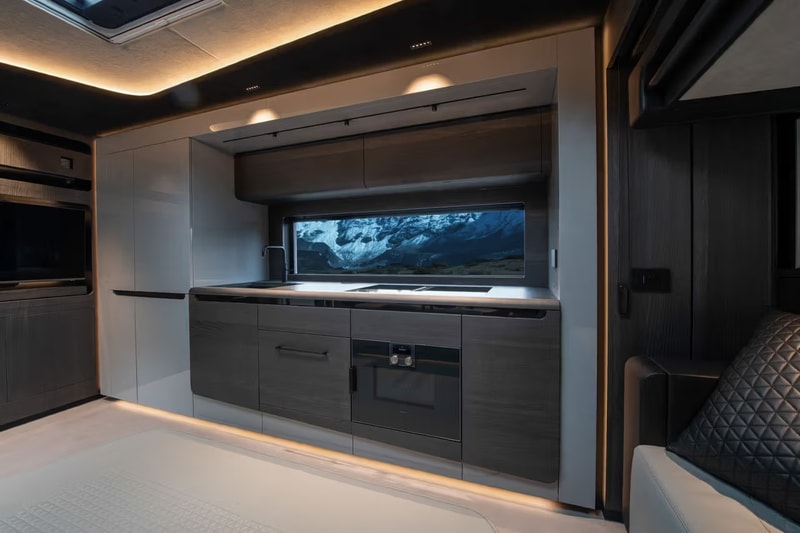 Brabus 發表全新「黑化移動城堡」豪改卡車 BIG BOY 1200