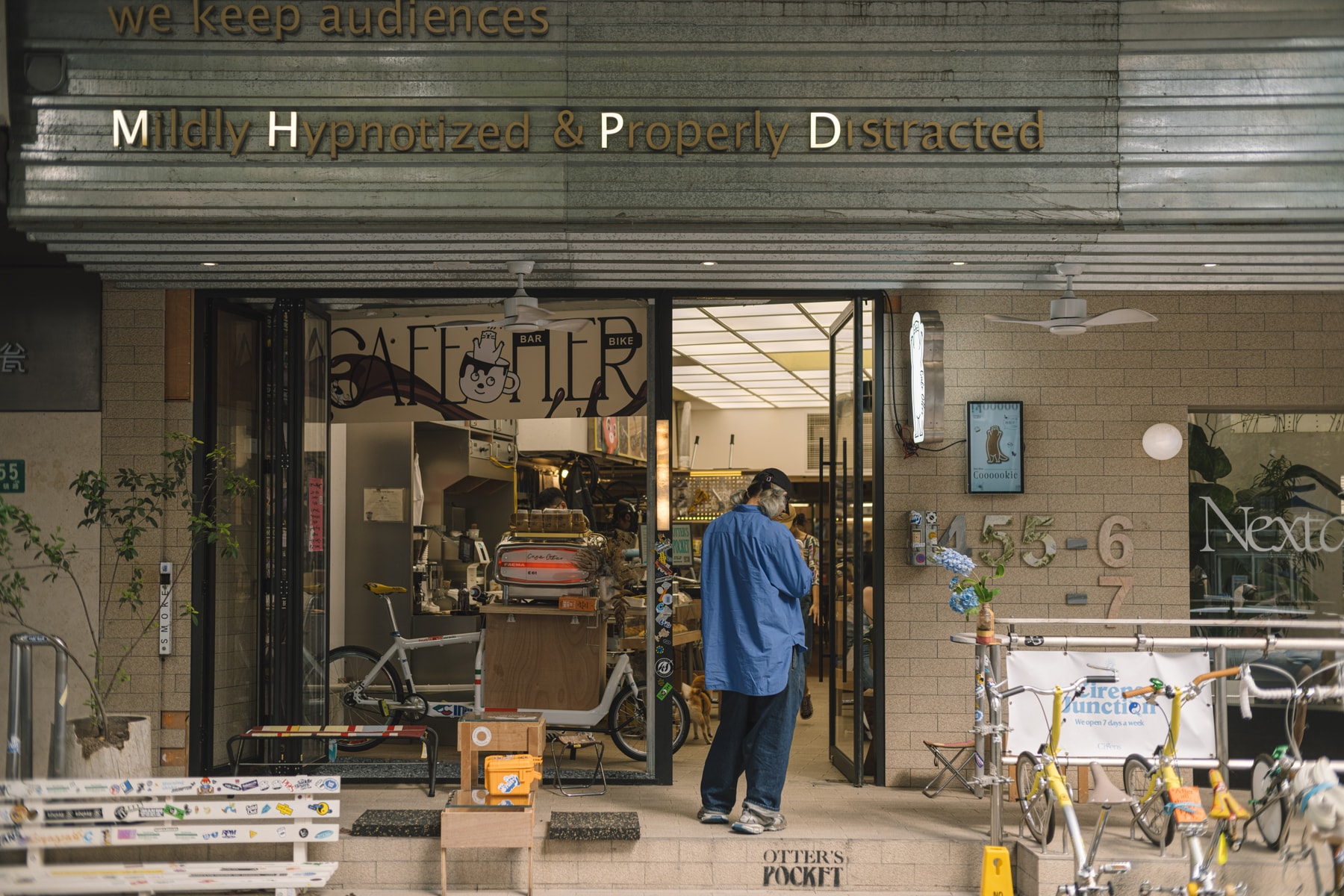 Hypebeast Visits: 走进 MHPD 设计工作室主理人 Paul Hsu 无限变幻的创意空间