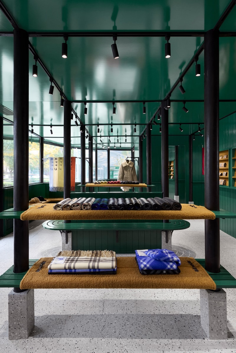 走进 Burberry 沈阳限时精品店 