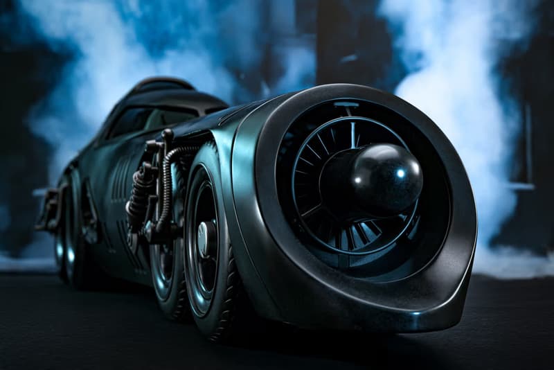 Hot Toys 最新《Batman Returns》Batmissile 1:6 比例珍藏車登場