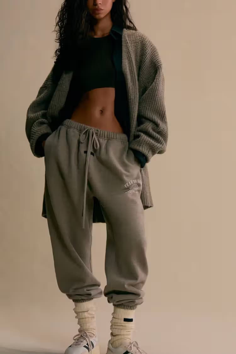 Fear of God ESSENTIALS 发布全新 2024 Holiday 系列