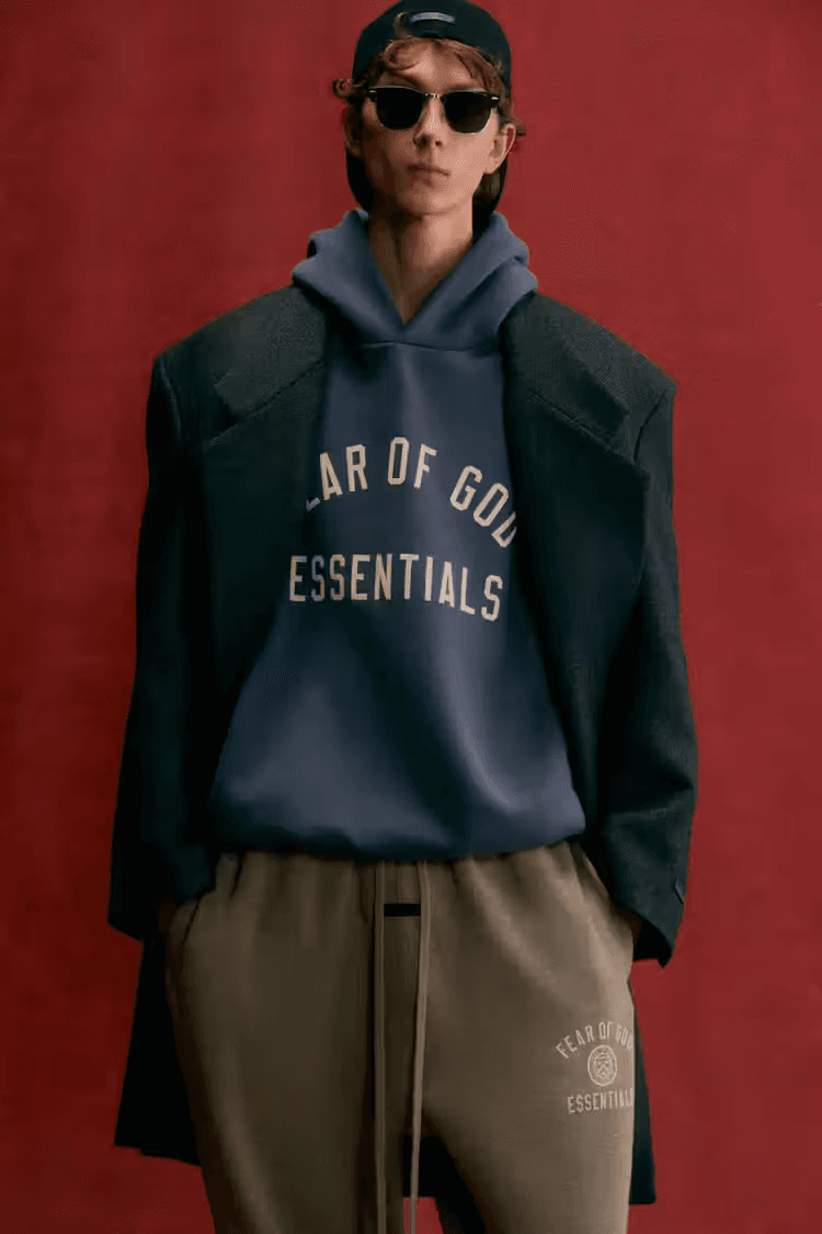Fear of God ESSENTIALS 发布全新 2024 Holiday 系列