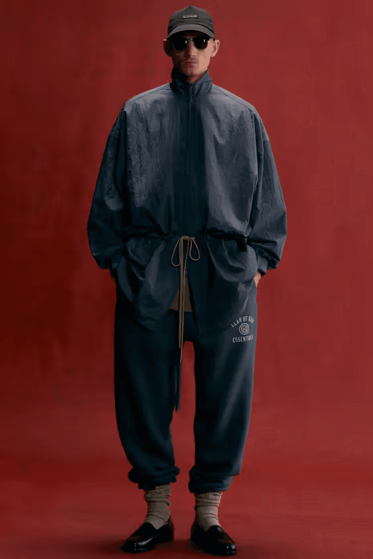 Fear of God ESSENTIALS 发布全新 2024 Holiday 系列