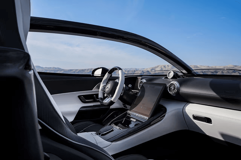 Mercedes-AMG 發表限量 250 輛全新開篷車款 PureSpeed