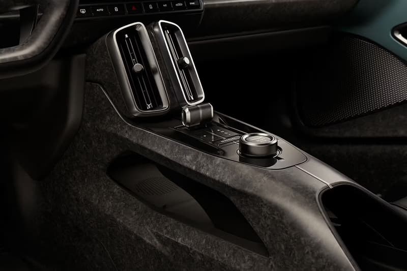 Aston Martin 發表 1,064 匹馬力混合動力全新超跑 Valhalla