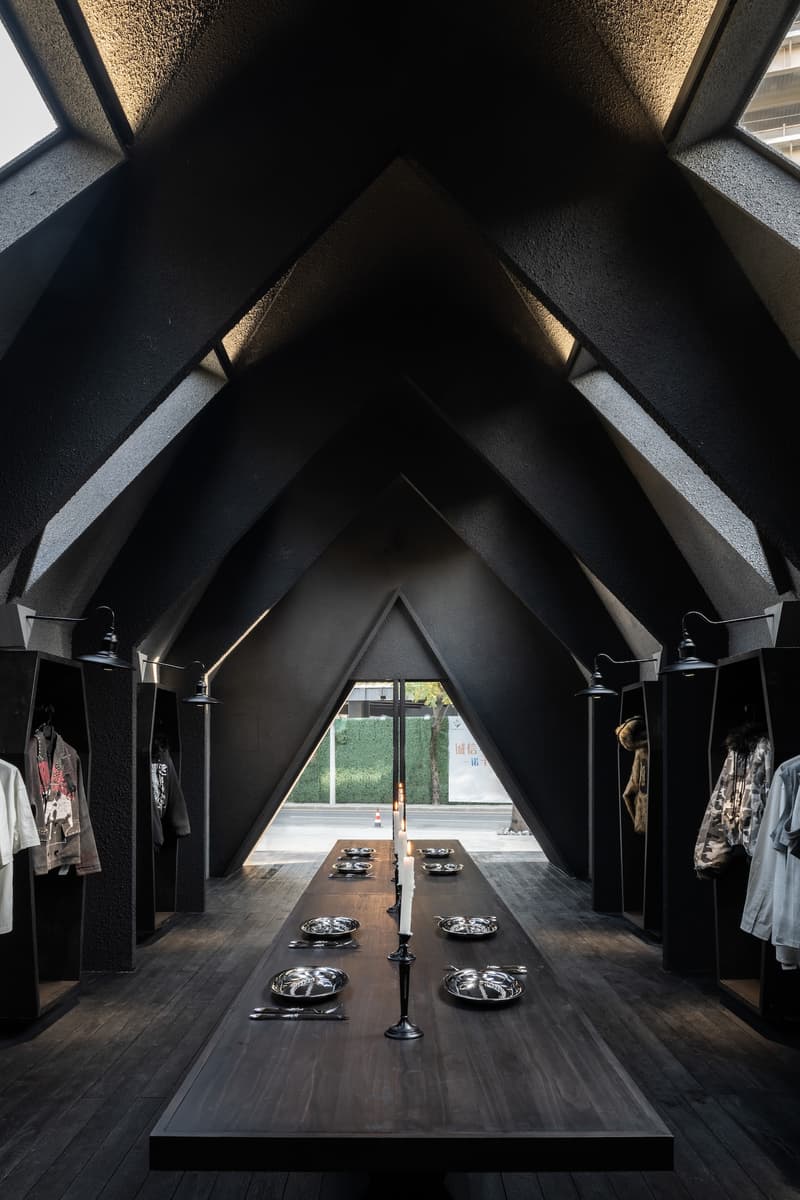 走进 theboyhasnopatience 上海概念期间店