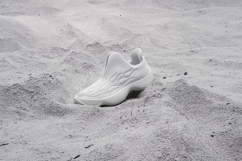 ASICS 攜手 ONE OK ROCK 主唱 Taka 推出 ASICS-ONE 聯名鞋款全新配色