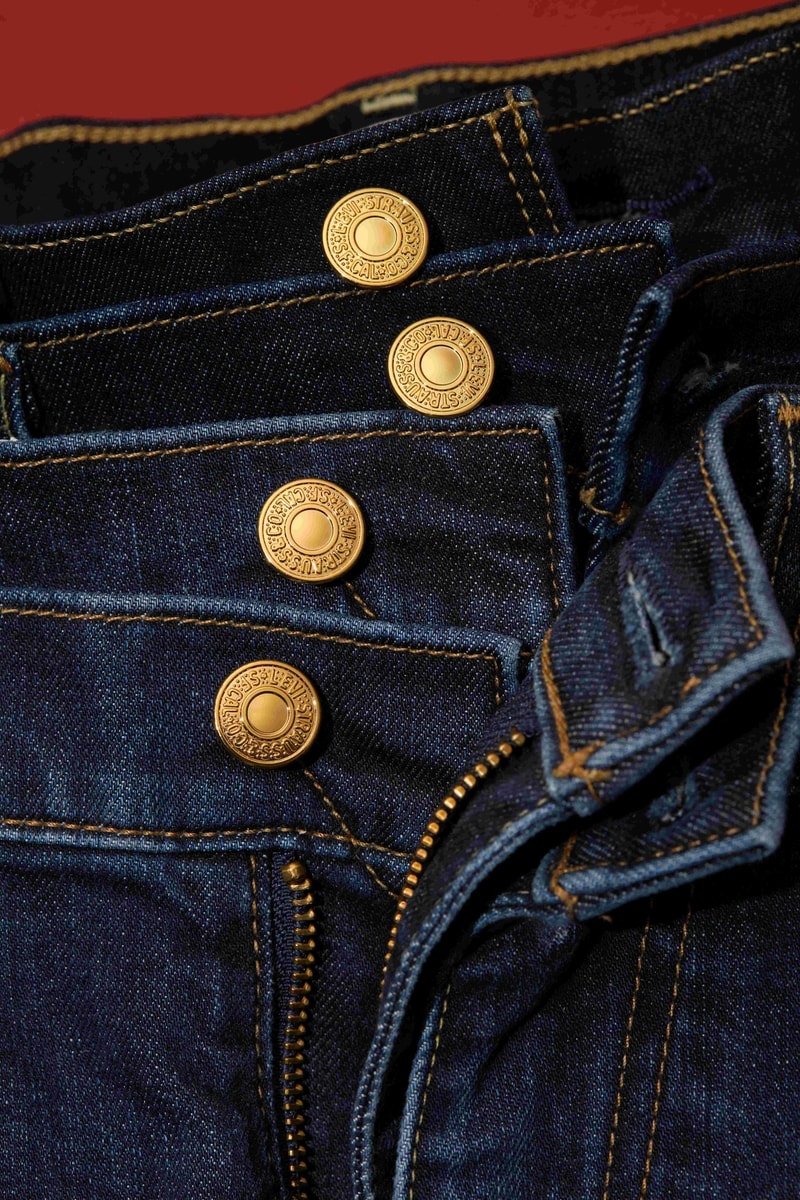 Levi's 推出 2025 新年限定系列