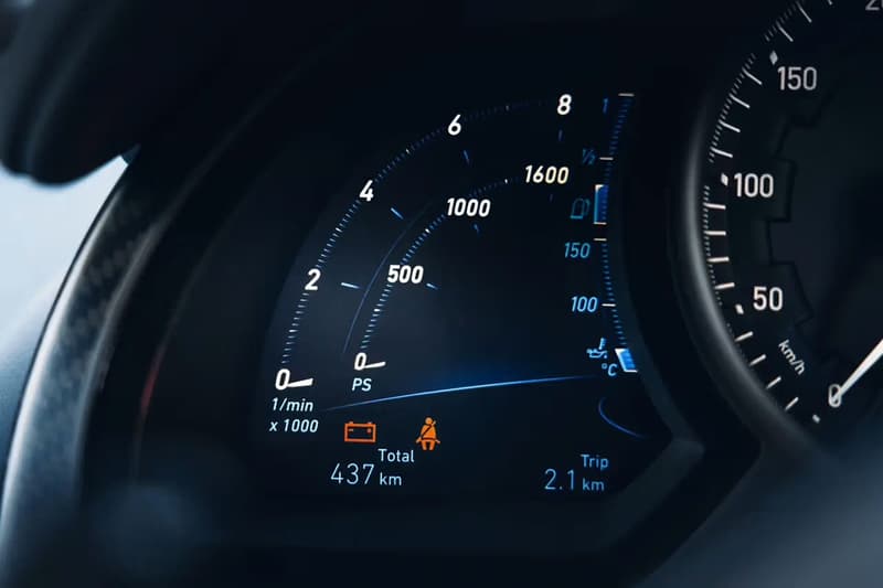 Bugatti 极限量 10 辆神兽 Centodieci 公开现身市场拍卖