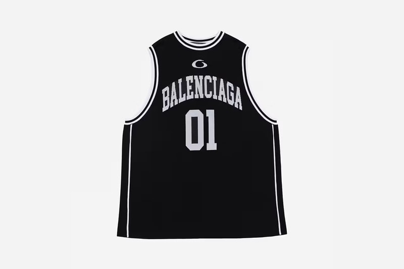 Balenciaga 推出全新籃球主題服裝系列