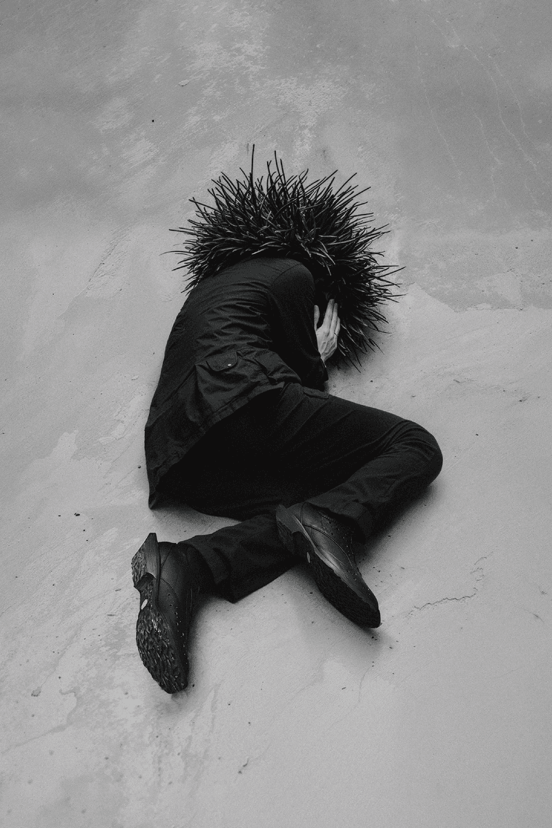 HOKOWISM 释出 2025 春夏「THEATRE」系列