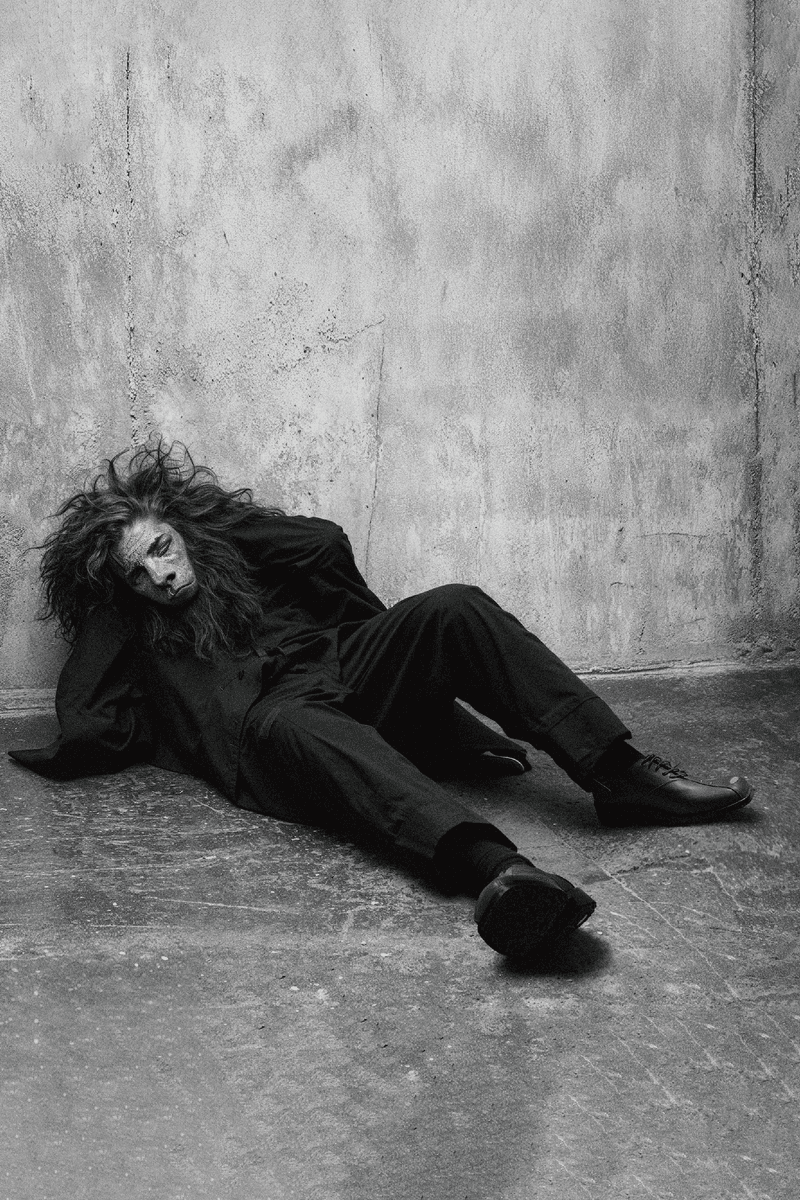 HOKOWISM 释出 2025 春夏「THEATRE」系列