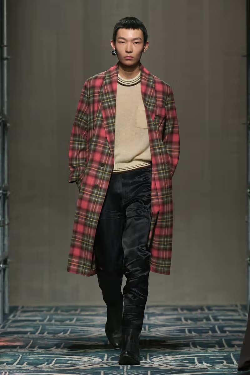 PRADA 发布 2025 秋冬系列男裝大秀