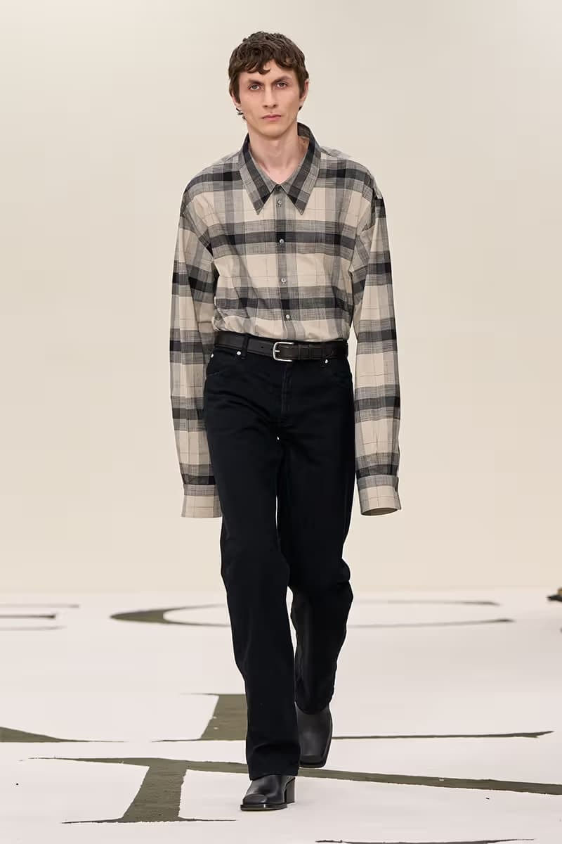 Calvin Klein Collection 2025 秋季系列大秀登場