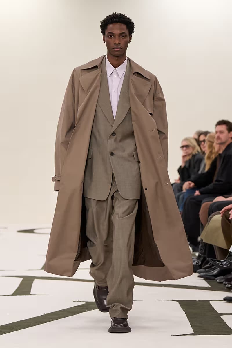 Calvin Klein Collection 2025 秋季系列大秀登場