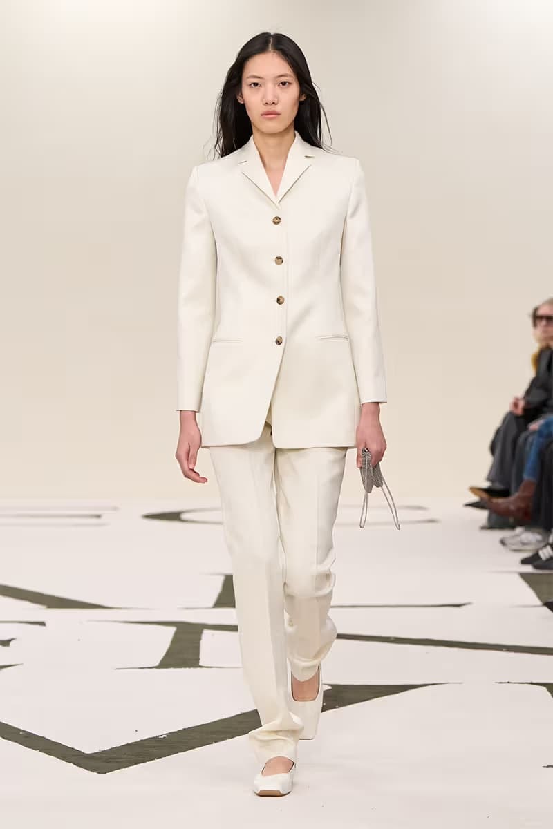 Calvin Klein Collection 2025 秋季系列大秀登場