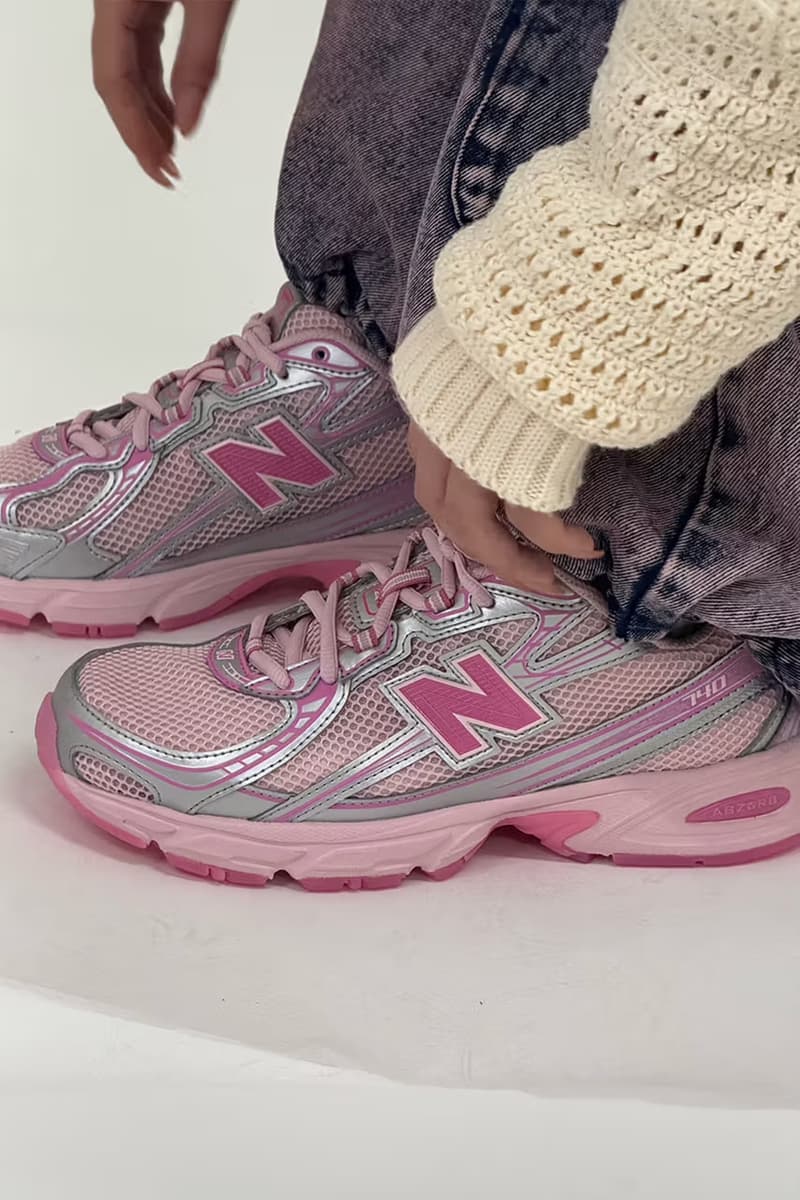 atmos pink x New Balance 740 最新联名鞋款率先曝光