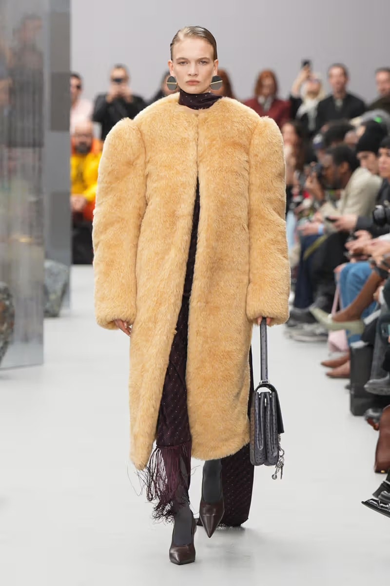 Acne Studios 2025 秋冬系列大秀登陆巴黎时装周