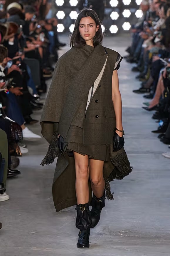 sacai 发布最新 2025 秋冬系列