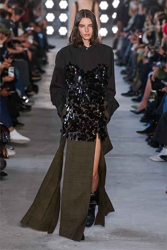 sacai 发布最新 2025 秋冬系列