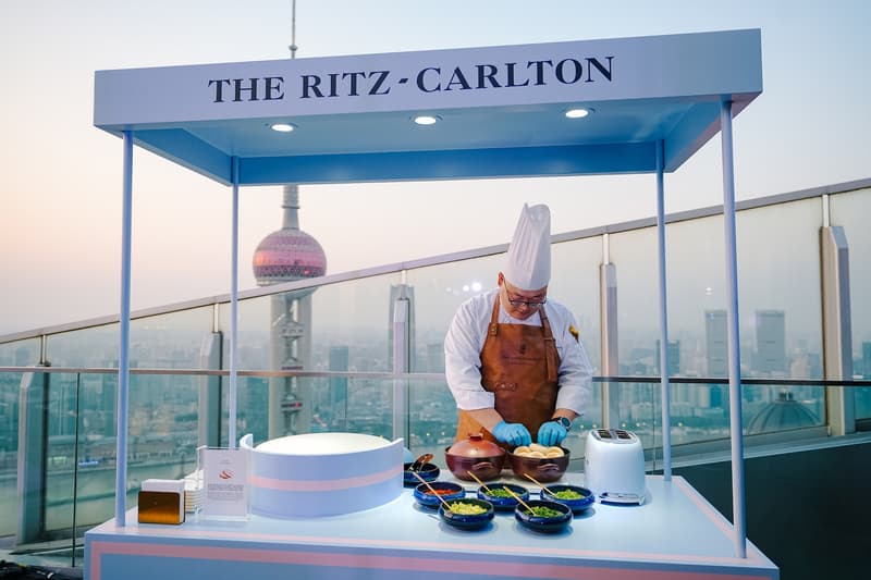 丽思卡尔顿酒店携手梅赛德斯-AMG 马石油 F1 车队呈现精彩赛事周末