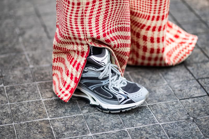 Street Style: 2025 秋冬上海时装周街头鞋款趋势