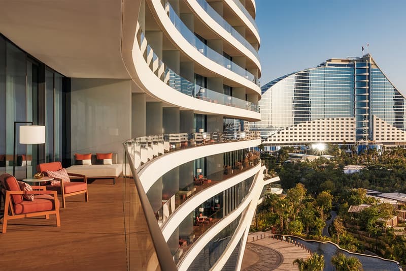 前衛的超級遊艇美學！迪拜 Jumeirah 卓美亞港灣酒店開幕