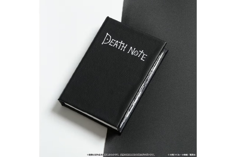 經典動漫《死亡筆記本 Death Note》推出全新書本造型桌燈