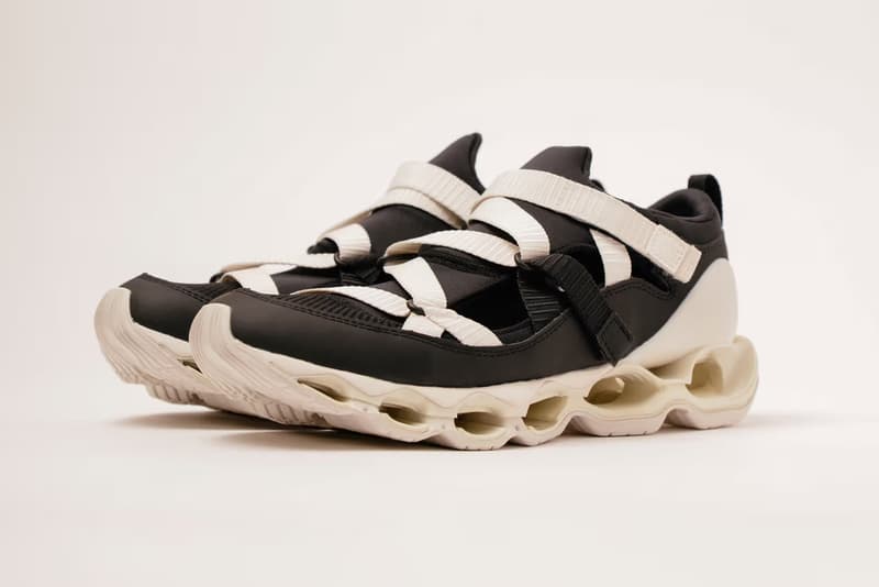 Mizuno Sportstyle 推出全新 Wave Prophecy Strap 涼鞋