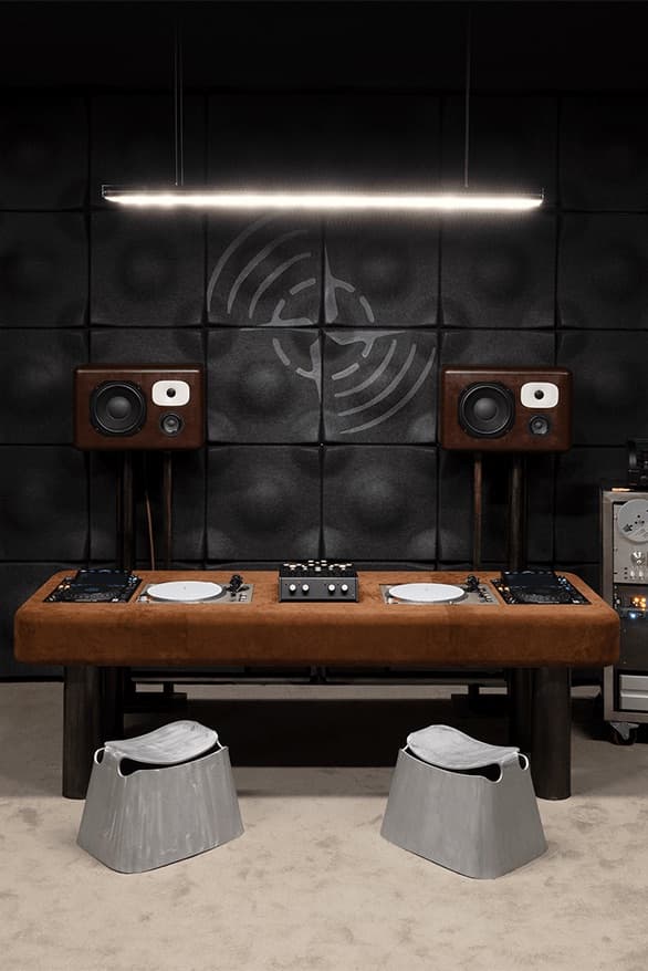 Stone Island 全新互动展览「Friendly Pressure: Studio One」登陆米兰设计周