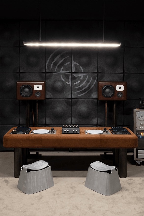 Stone Island 全新互动展览「Friendly Pressure: Studio One」登陆米兰设计周