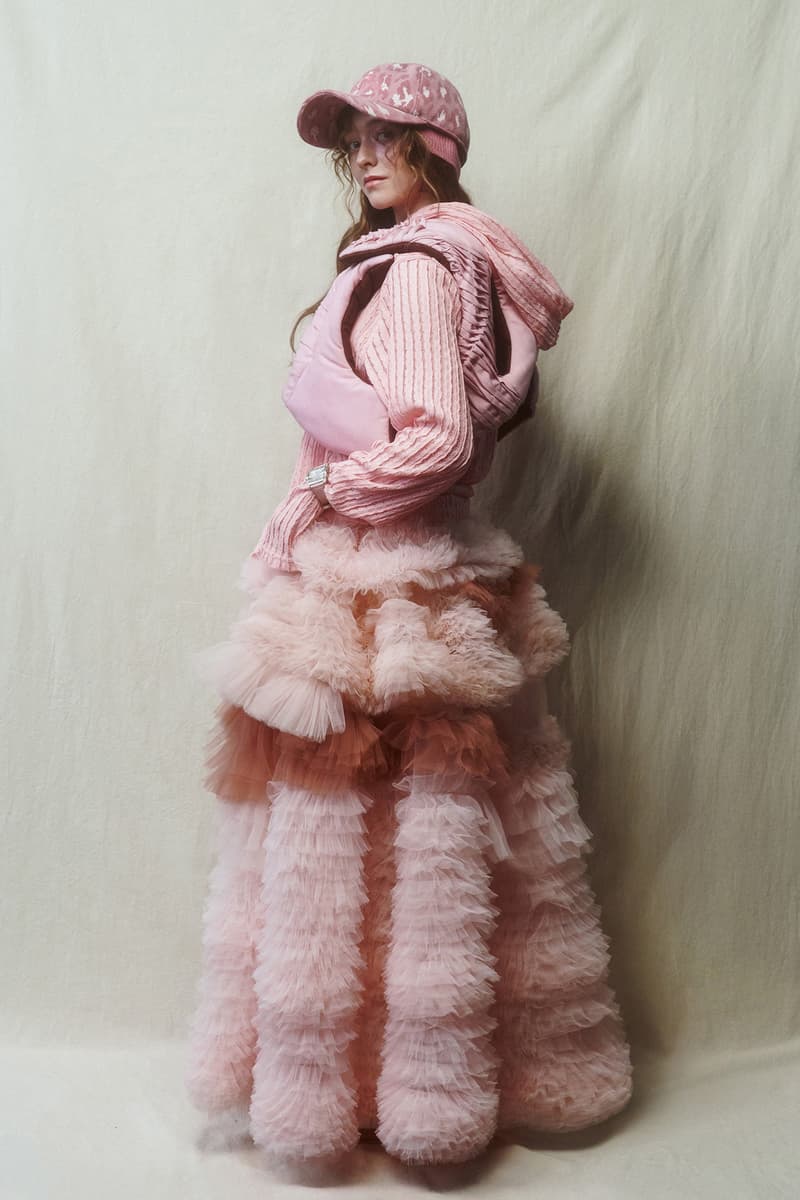 韩国设计师品牌 1.7KG 释出 2025 春夏首季系列