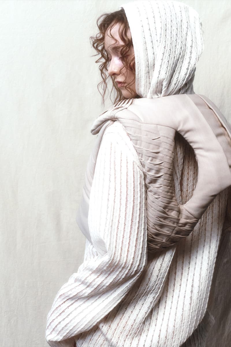 韩国设计师品牌 1.7KG 释出 2025 春夏首季系列