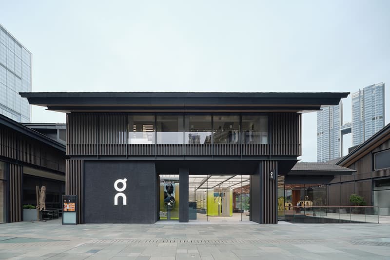 On 昂跑中国首家旗舰店于成都太古里开幕