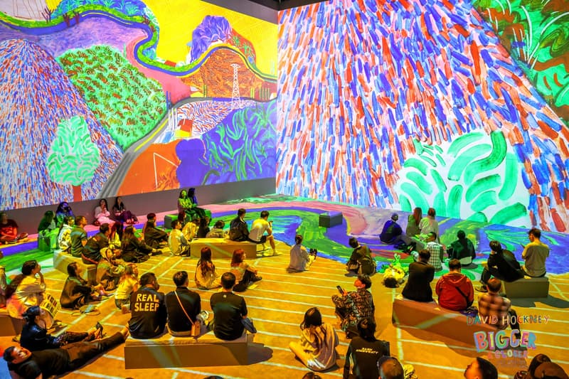 走进 David Hockney 上海沉浸式艺术展
